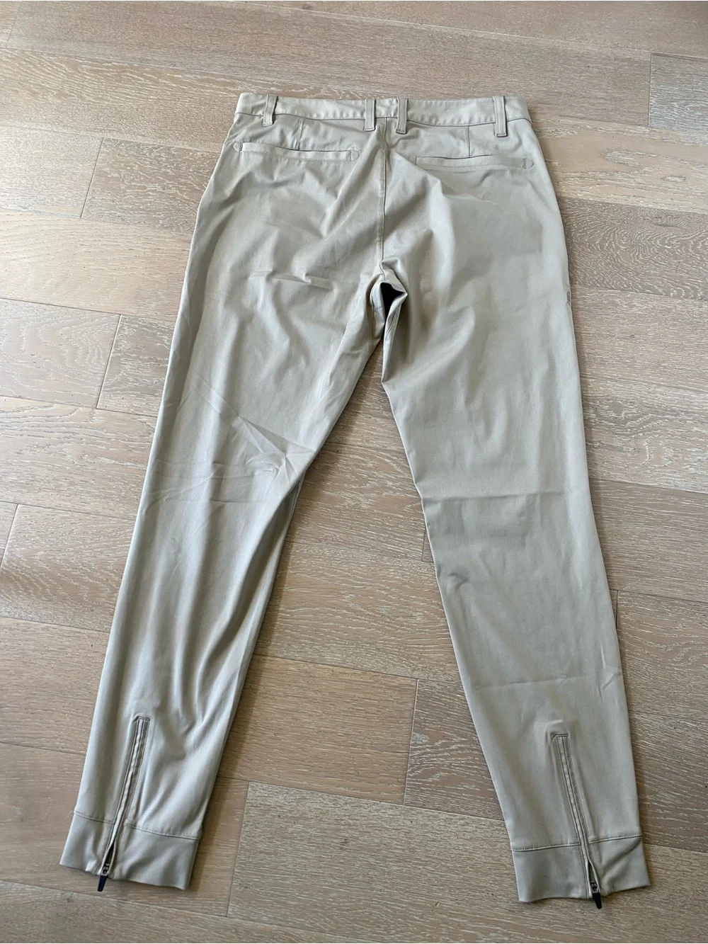 RHONE Slim Fit Commuter Jogger‎ Pant Men's 30 khaki tan Ankle Zip Performance